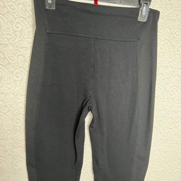 Spanx Women's High Waist Activewear Leggings Black Size L Mesh Side Panels - Picture 10 of 16